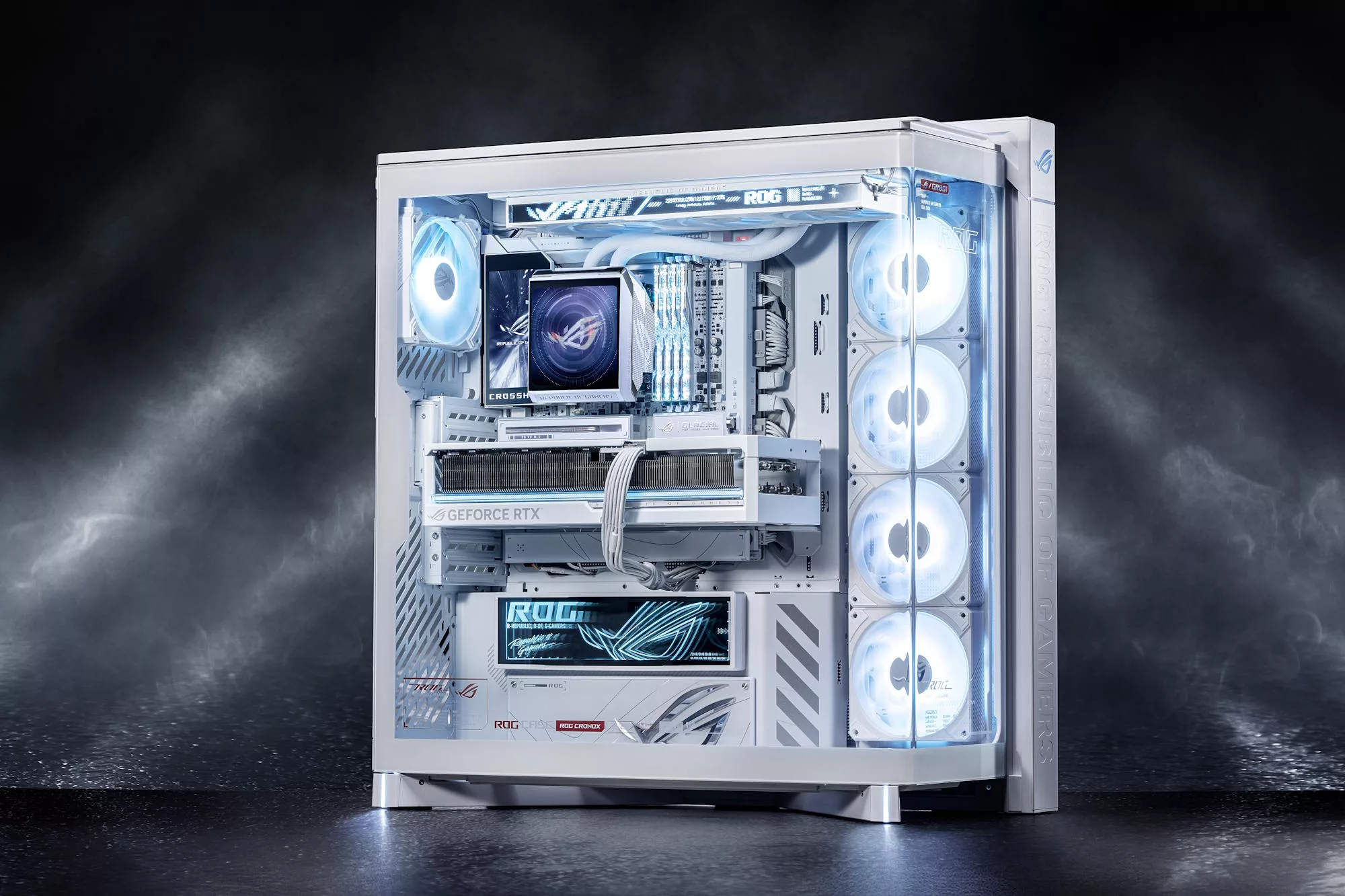 ROG Cronox ARGB White Edition com uma montagem completa
